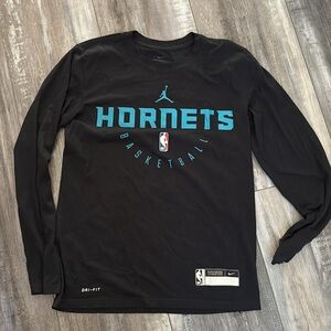 Charlotte Hornets Long Sleeve Black Tee Mens Small Basketball